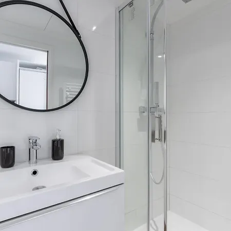 Apartment Vieux - Neat And Bright Lille