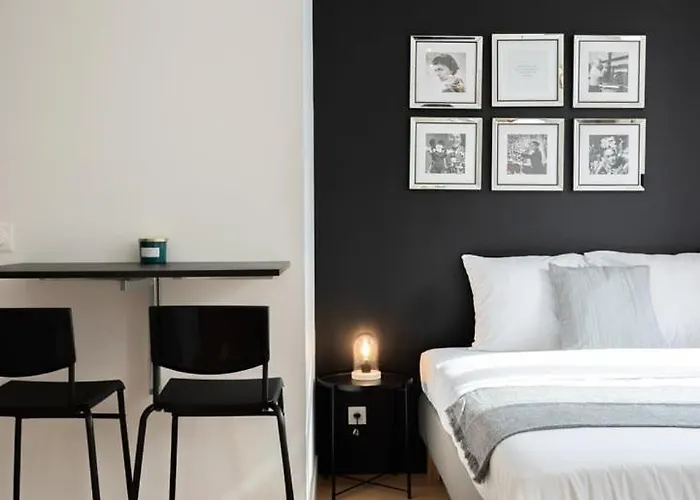 Vieux - Neat And Bright *